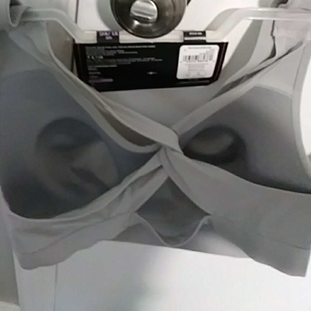 Gray bra - Picture 2 of 2